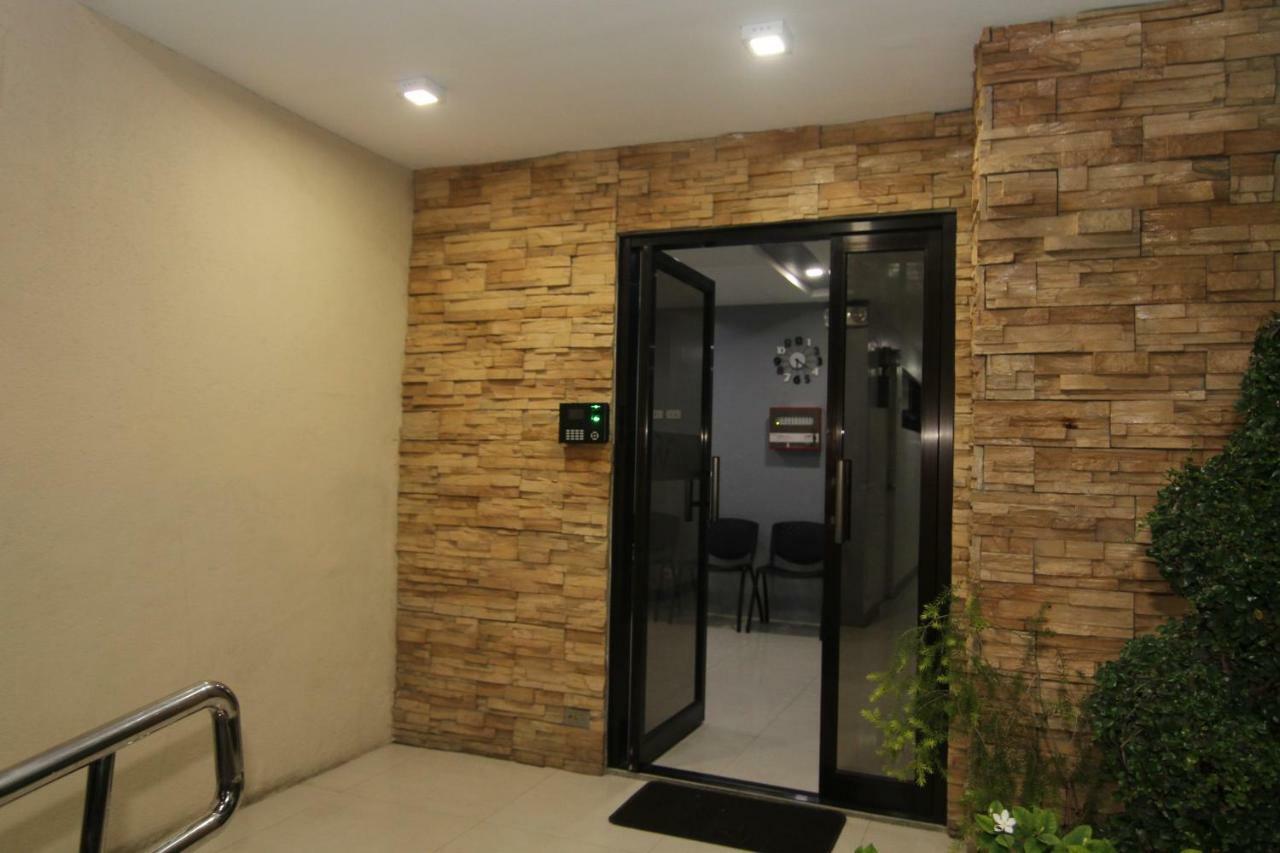 Rf Suites Cebu Exterior photo